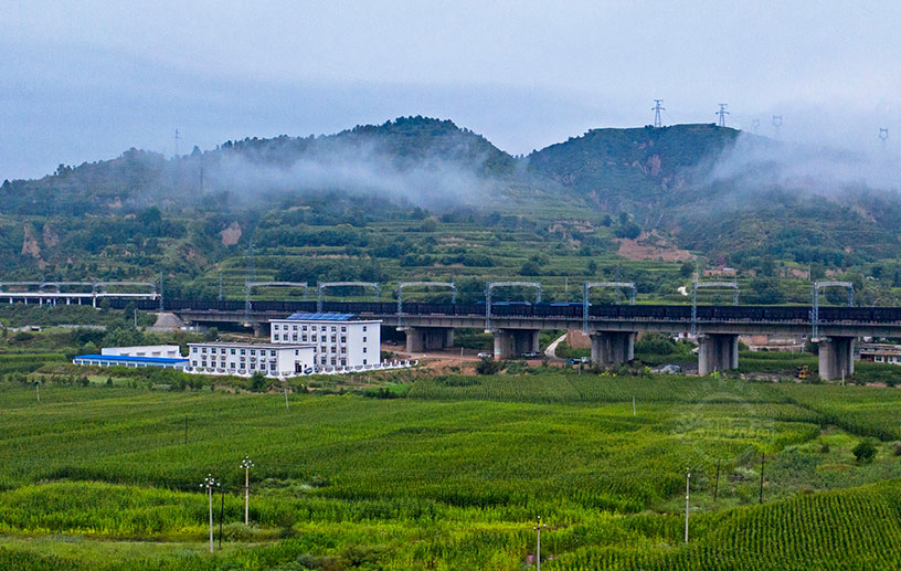 生态山川景如画