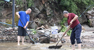 天津：山洪退去 抢修抢险